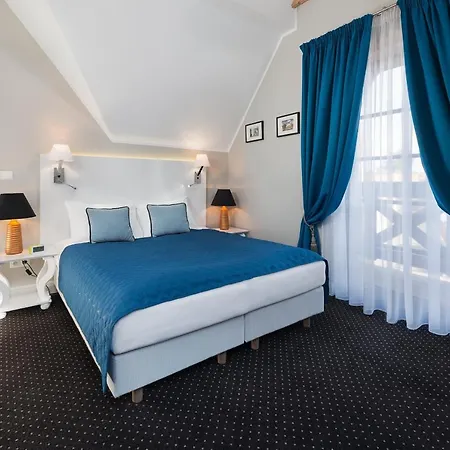 Hallerowka Nyaraló *